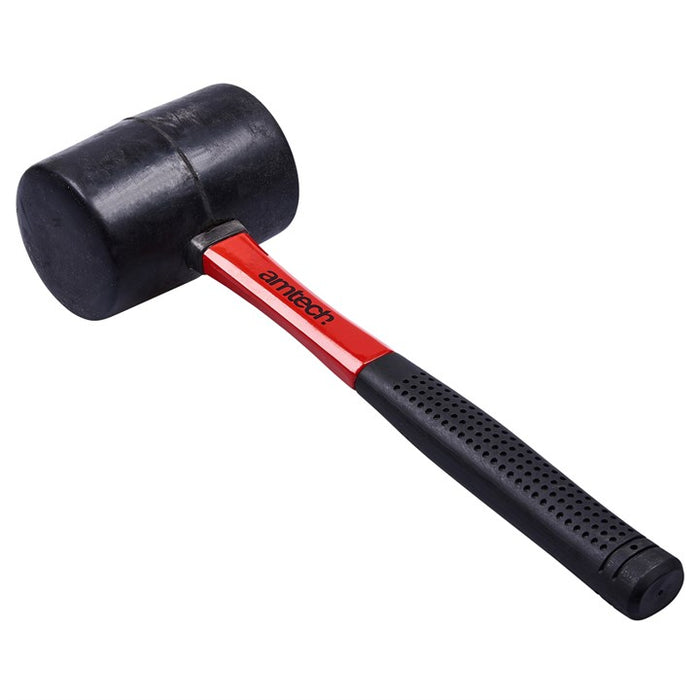 32oz (900g) Black rubber mallet with fibreglass shaft