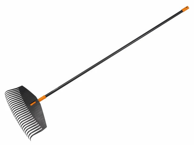 Fiskars Solid™ Leaf Rake - Large